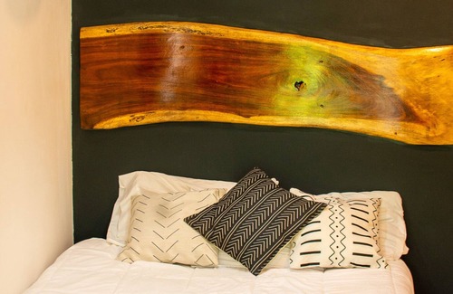 Puerto Viejo de Talamanca Hotel | Three bedroom suite in boutique hotel, 5 walk from the beach. Pet friendly.