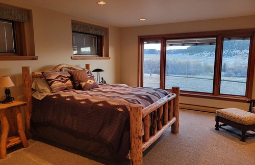 Rapelje Other | Three Cross Ranch House with Beautiful Views