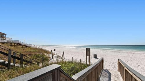Fort Bay House | Three Herons Roost by Emerald Coast Retreats