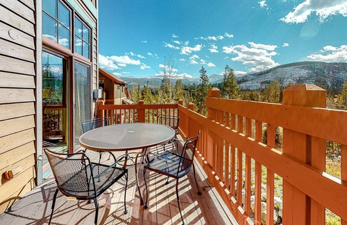 Bear Crossing House | Three-Level Townhome with Stunning Mountain Views, Fireplace, Deck & Balcony