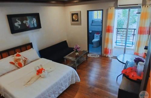 Pagudpud Hotel | Three M's Hotel and Restaurant