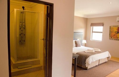 Hartbeespoort Hotel | Three Oaks and an Aloe Boutique Hotel