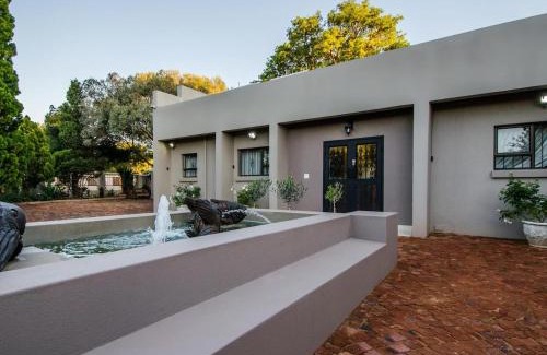 Eldoraigne House | Three Olives Guesthouse