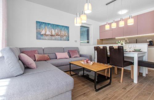 Tribunj Apartment | Three Olives