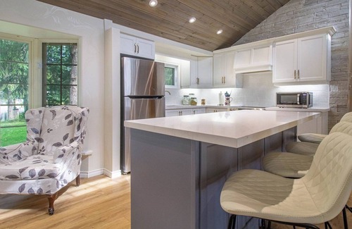 Kirkfield Cottage | Three Paddles - Three Bedroom Cottage, Sleeps 6