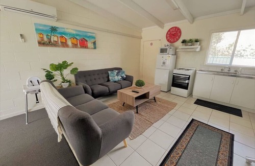 Castletown Apartment | Three Palms Apartments Unit 2