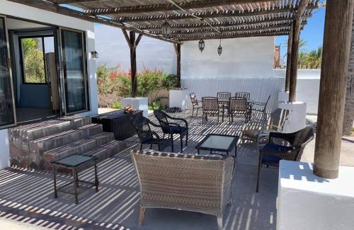 Bahia Kino House | Three Palms right on the beach