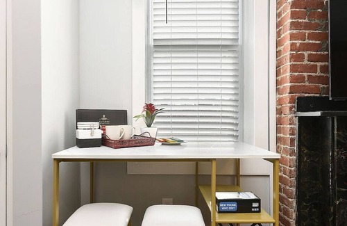 East Allegheny House | Three Private Units, Near Stadiums, Free Parking