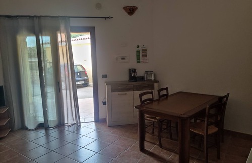 San Lorenzo House | Three-room apartment with large garden 5 minutes from the beach "La Capannizza"