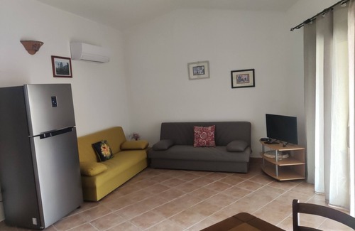 San Lorenzo House | Three-room apartment with large garden 5 minutes from the beach "La Capannizza"