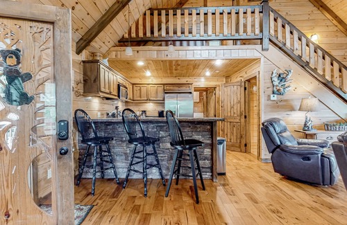 Ridges Over the Lake Cabin | Three-story dog-friendly home w/, WiFi, pool table & 3 fireplaces