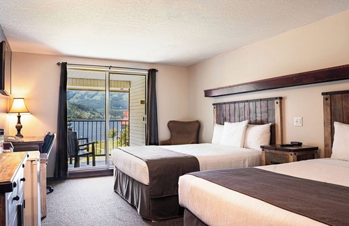 Revelstoke Hotel | Three Valley Lake Chateau