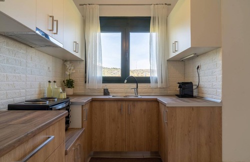 Milatos Beach Apartment | Three Waves Maisonettes Manoussos