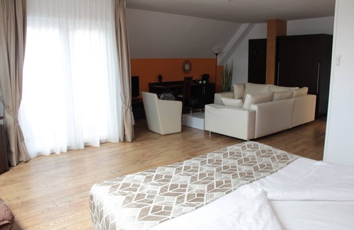 Petange Hotel | Threeland Hotel