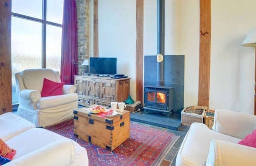 Llanwrda House | Threshing Barn in the beautiful Llanwrda