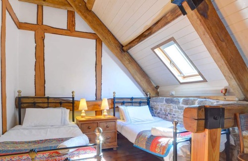 Llanwrda House | Threshing Barn in the beautiful Llanwrda
