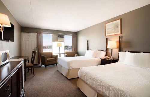 Regina Hotel | Thriftlodge by Wyndham Regina North