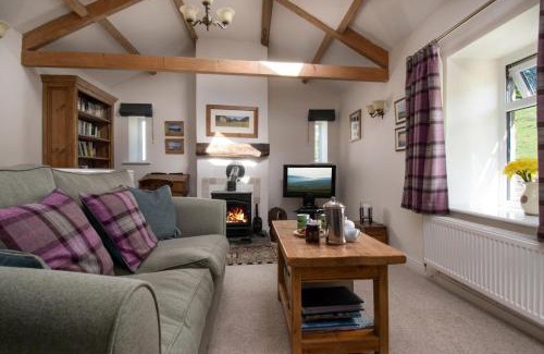 Worton House | Throstle Nest Barn