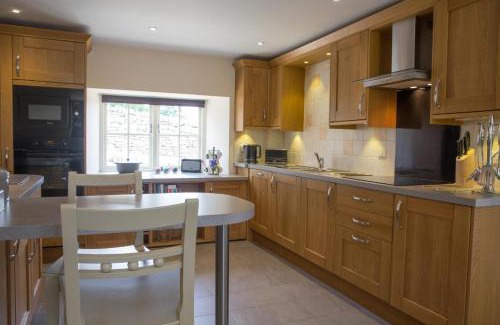 Worton House | Throstle Nest House