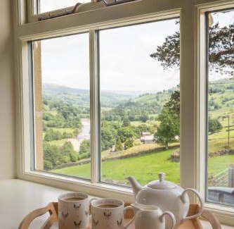 Worton House | Throstle Nest House