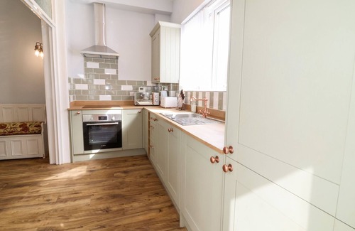 Ripon House | THROUGH THE LOOKING GLASS, pet friendly, with a garden in Ripon