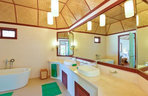 Thulhaagiri Resort | Thulhagiri Island Resort & Spa