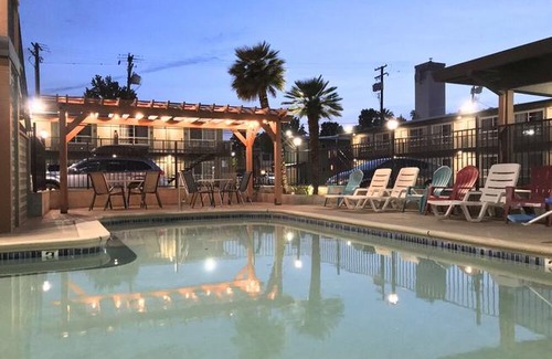 Downtown Hotel | Thunderbird Lodge Redding