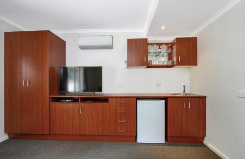Yass Hotel | Thunderbird Motel Yass