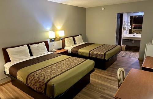 Baraboo Hotel | Thunderbird Motor Inn Baraboo