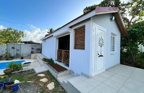 Baie-Mahault House | Ti bijou
