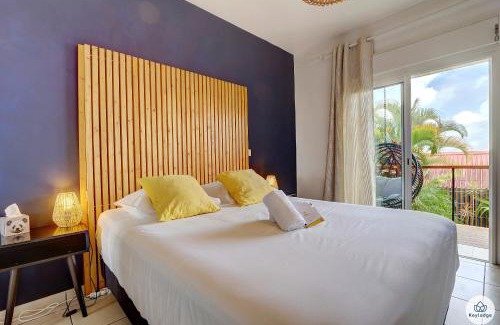 Saint-Denis Villa | Ti Kaz Bellevue - villa avec vue mer - jacuzzi - Saint-Denis