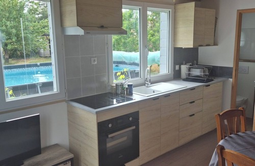 Saint-Mars-de-Coutais House | Ti Koad Maisonnette with separate pool and large garden