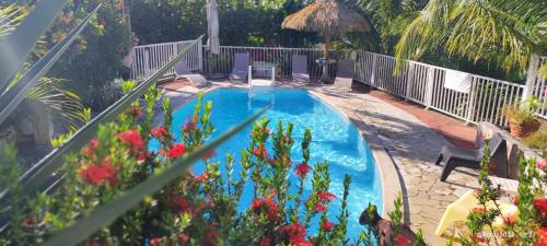 Bouillante House | TI SOLEY Bungalow de charme avec piscine