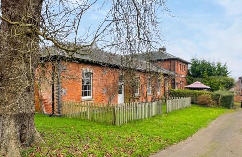 Tibberton House | Tibberton Court Apartment 2 - Uk48589