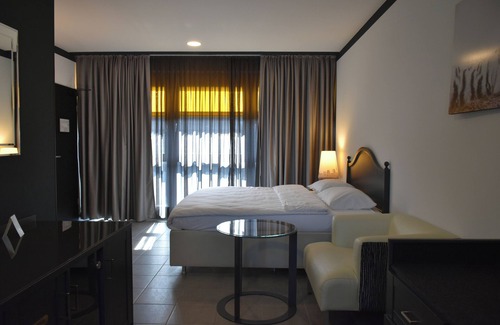 Tiefenbroich Hotel | Tibet Hotel am Airport