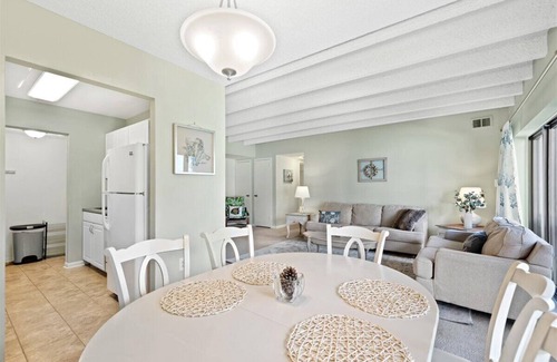 Caine Woods Condo | Tiburon 2B - A Fabulous Family Retreat