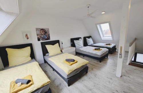 Stetten Apartment | TiCasa Chic - Zentral - Balkon - Parkplatz - SmartTV - Unique - Kernen