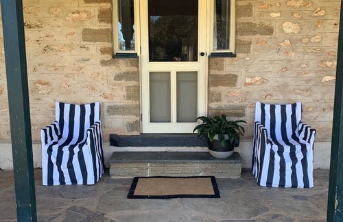 Upper Wakefield Cottage | Tickles Cottage in a beautiful Rural Setting