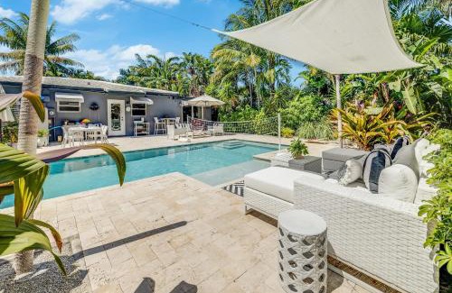 Poinsettia Heights House | Tidal by AvantStay Gorgeous Home Close to Beaches w Pool