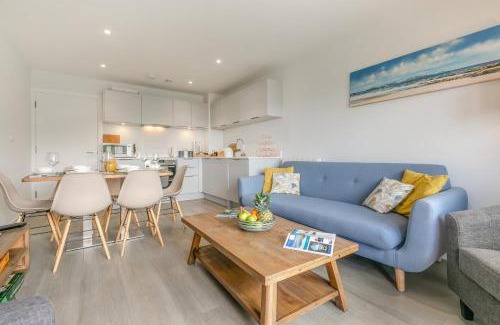 Mortehoe Apartment | Tidal Reach - W8