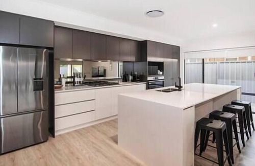 Busselton House | Tidal Treasures Family Beach House A