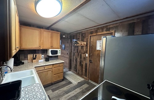 Kenai Peninsula Borough Apartment | Tide Place - Bear Den