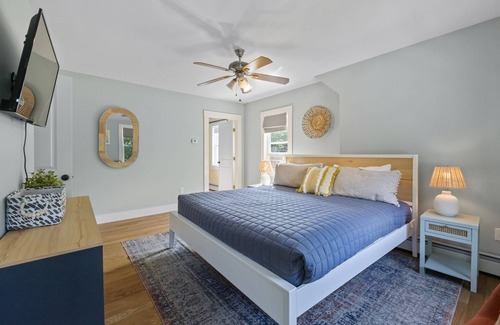 York Harbor House | Tide Pools Retreat!