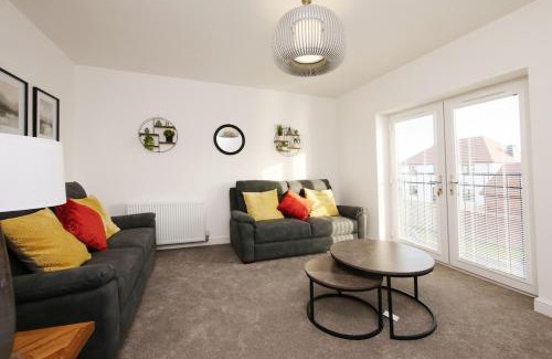 Bridlington House | Tides and Tee Off