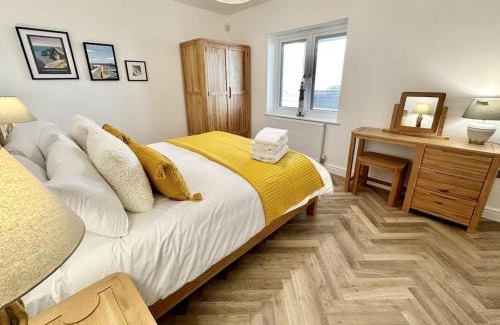 Bridlington House | Tides and Tee Off