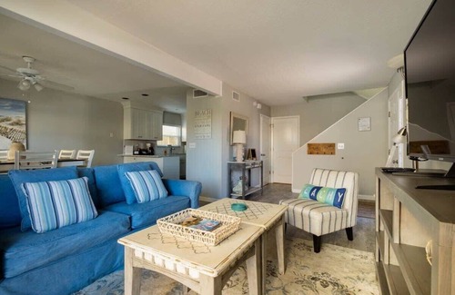 Jacksonville Beach House | Tides Beach Paradise best served patch of beach!