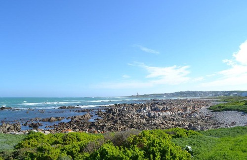 L'Agulhas Apartment | Tides' Song