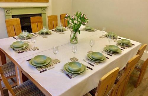Muston House | Tidesreach Filey, sleeps 13, close to beach