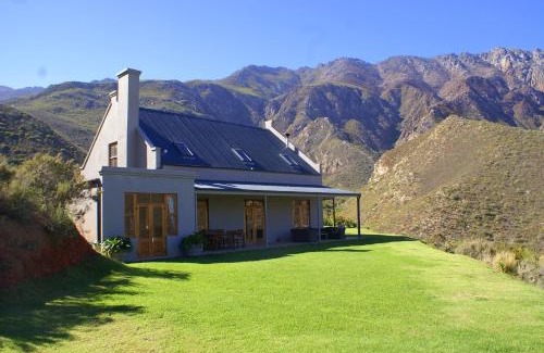 Robertson Ski Chalet | Tierhoek Cottages