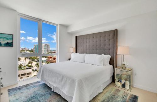 Central Beach House | Tiffany Indigo - Rooftop Pool, Gym, Walk to Beach